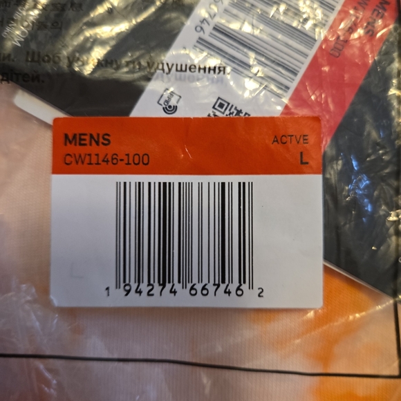 Jordan White and Red Graphic Tee - Picture 3 of 6